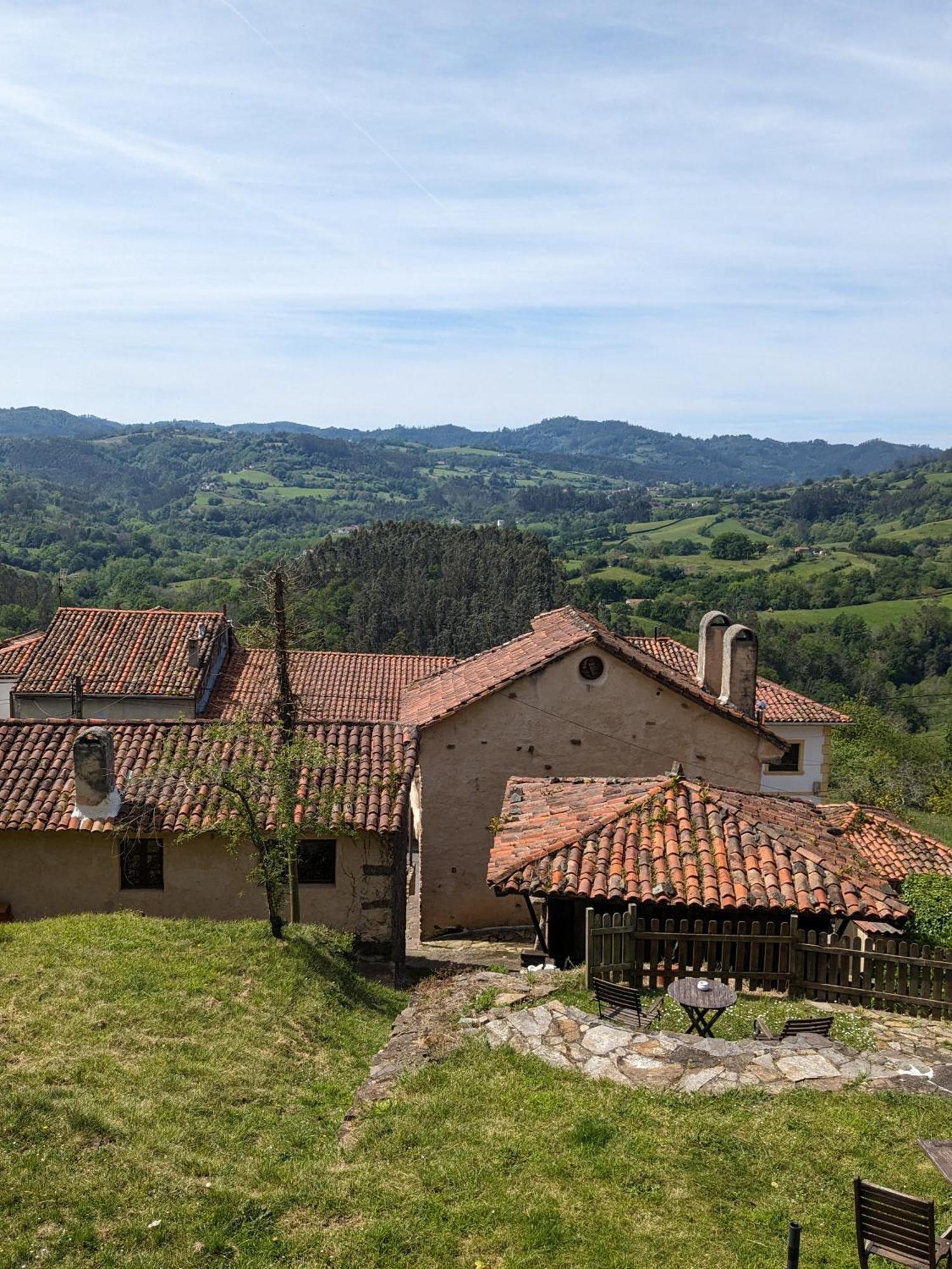 Las Casas De Isu Villaviciosa  Esterno foto